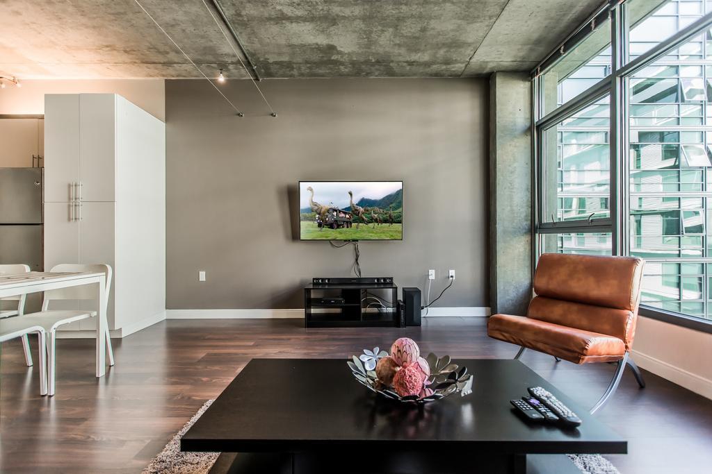 Met Lofts Suites Downtown La Лос Анджелис Екстериор снимка
